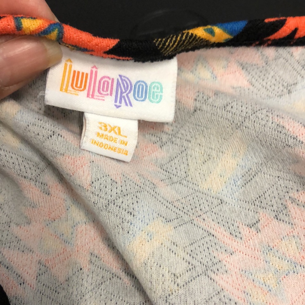 LulaRoe Ladies Colorful Dress - Picture 5 of 7